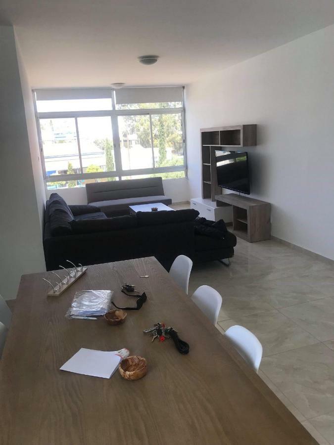 Balance Aparments Apartamento Limassol Exterior foto